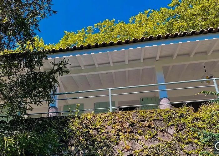 Challet Miradouro Do Vale * Furnas (Azores)